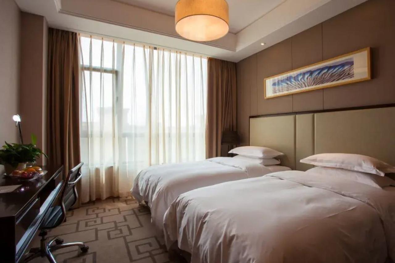 Weihai Guihe Siji Hotel Exteriör bild